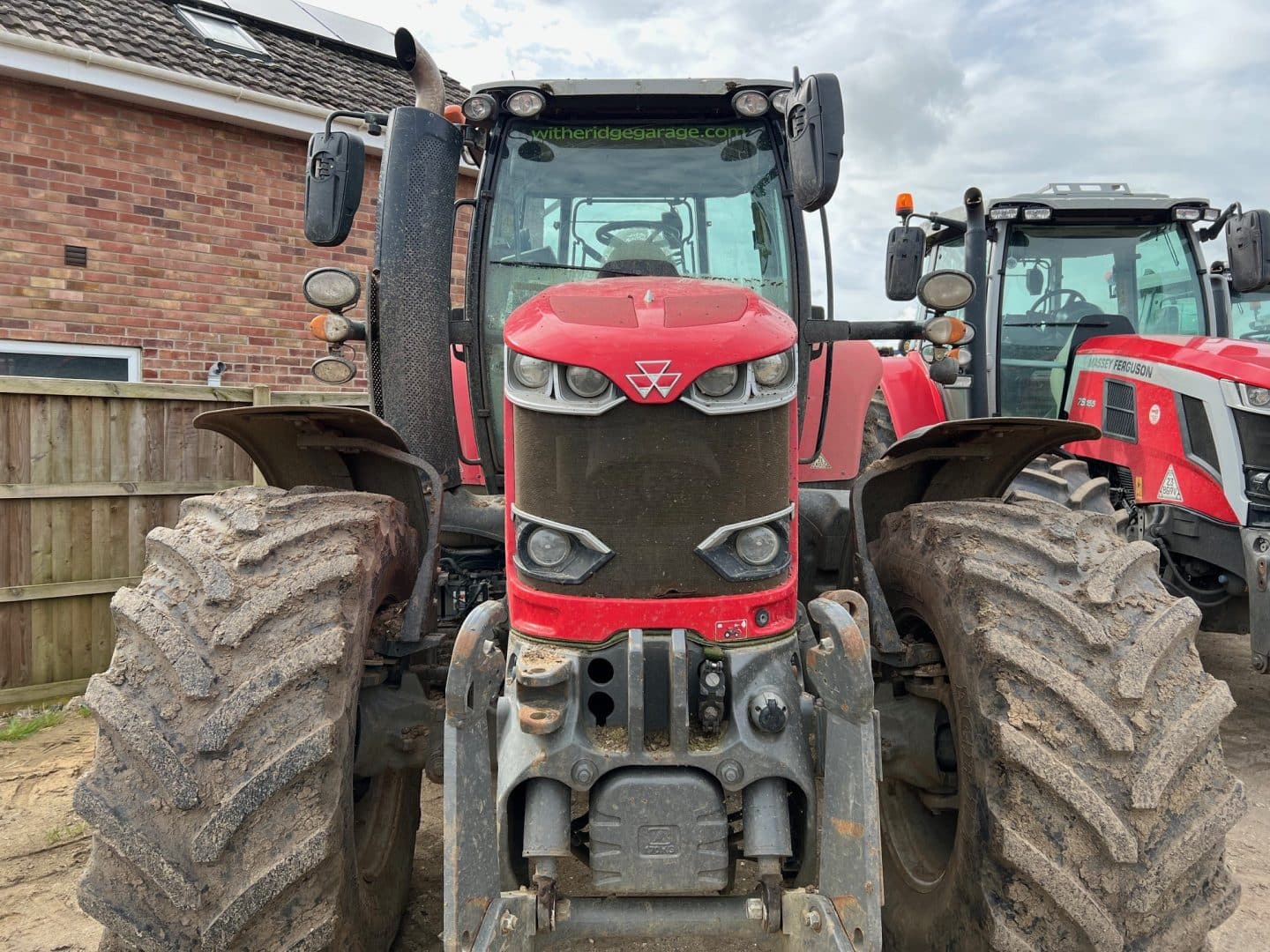 Massey Ferguson 7718S Dyna-VT Tractor